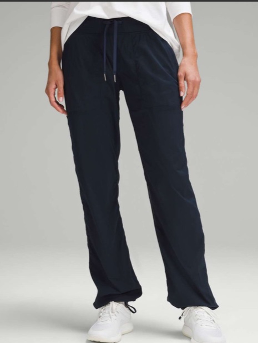 Lululemon Dance Studio Mid-Rise Pants 
Size 8 Short navy